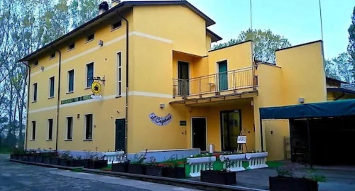 Residenza Il Capitano Bed & Breakfast San Benedetto Po Bagian luar foto
